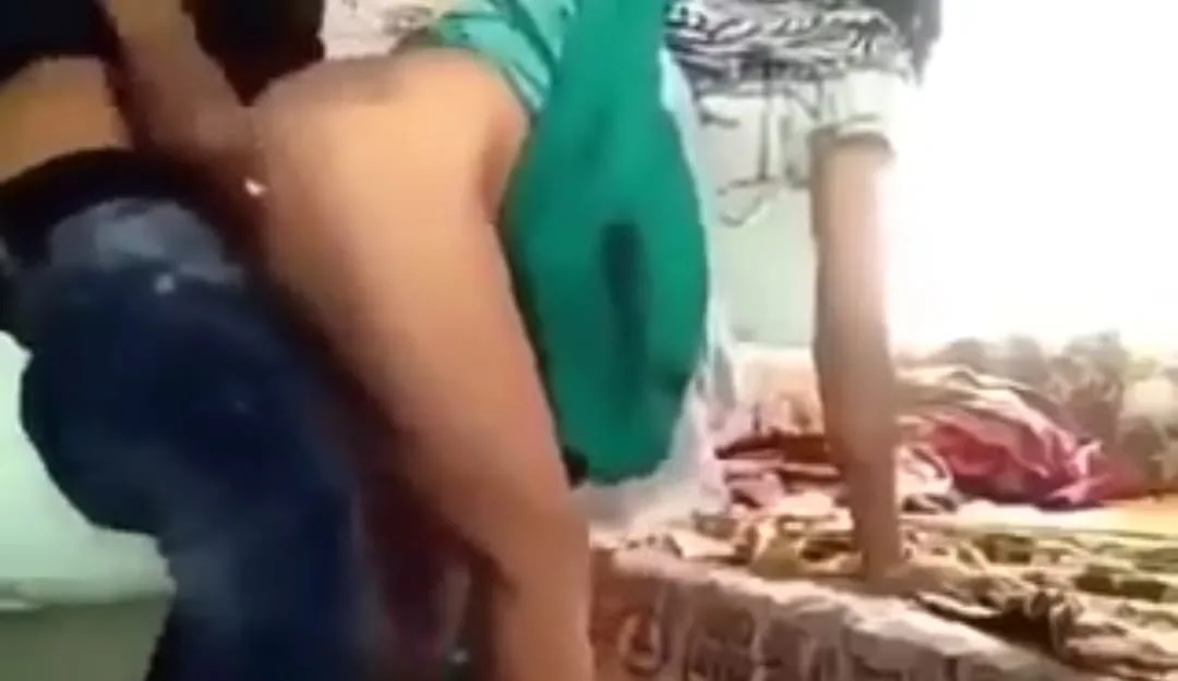အိမ်ကိုလာလည်တဲ့ ဆရာမလေး ကိုရှယ်လိုးတဲ့ အောကား – အပြာကား