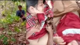 🔴 တောထဲမှာဆော်ကို ခေါ်လိုးတာလူမိသွားတဲ့ မြန်မာချောင်းရိုက် အောကား – ဖူးကား